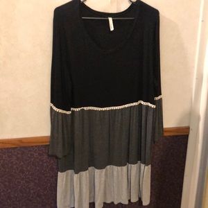 Chic Soul Black and gray tunic